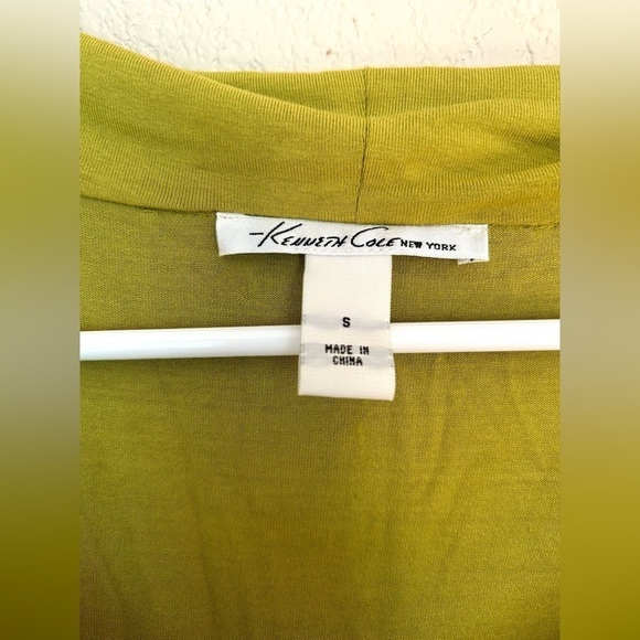 KENNETH Cole Brand/Blouse/Size S/Green - Picture 3 of 10